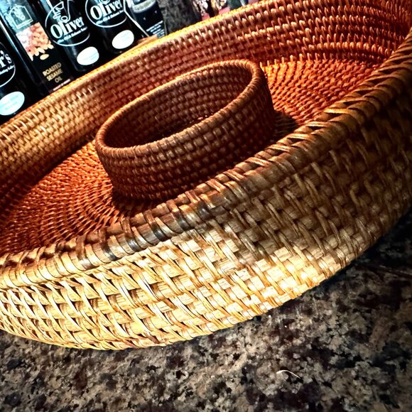 Woven Rattan Chip & Dip Server Tray Charger 15" William Sonoma - Picture 12 of 13